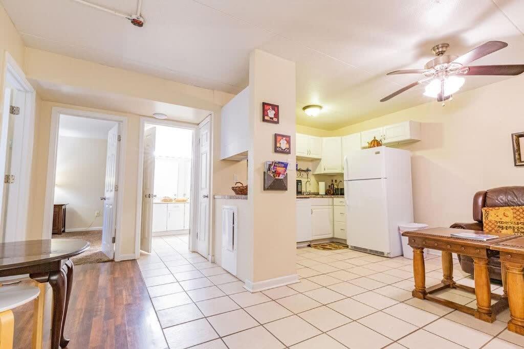 2-Bed, 1-Bath Apartment Near I-24, Great Location Chattanooga Exterior foto